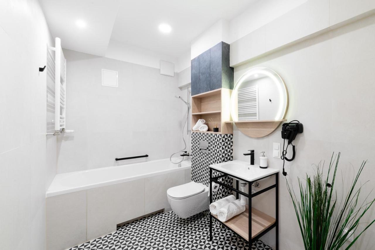 Apartamenty Zamoyskiego Warszawa Stadion Exteriör bild