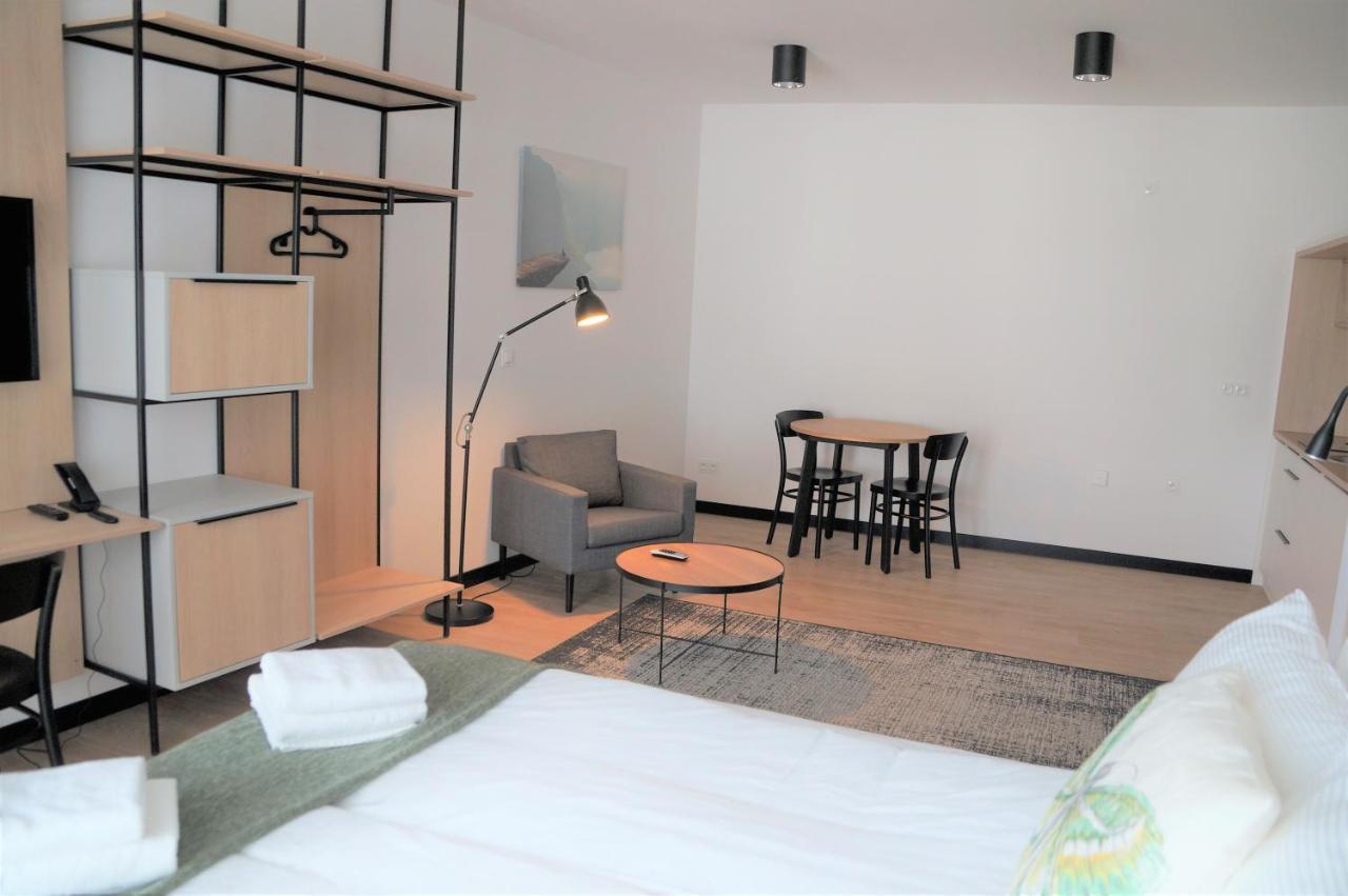 Apartamenty Zamoyskiego Warszawa Stadion Exteriör bild